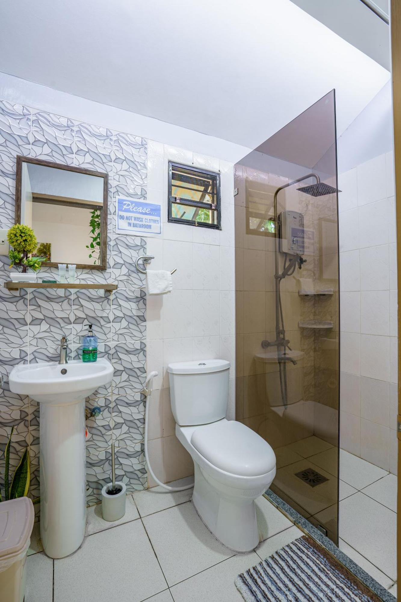Weyh'S Studio #1 By The Ocean 100Mbps Panglao Exterior photo